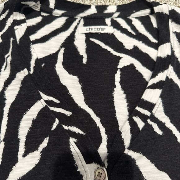 Chicos black and white printed blouse - Picture 2 of 2